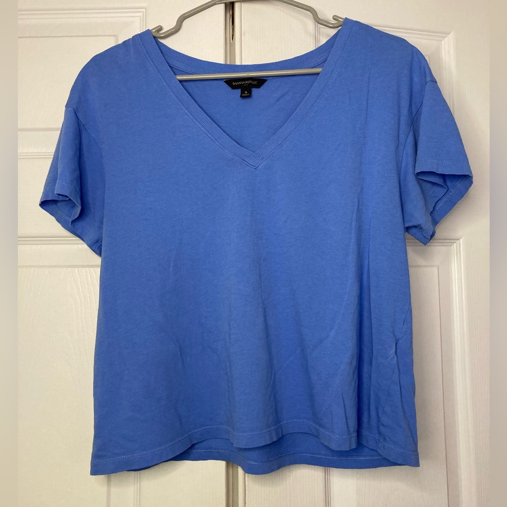 Banana Republic Cotton Blue V-neck Sz S